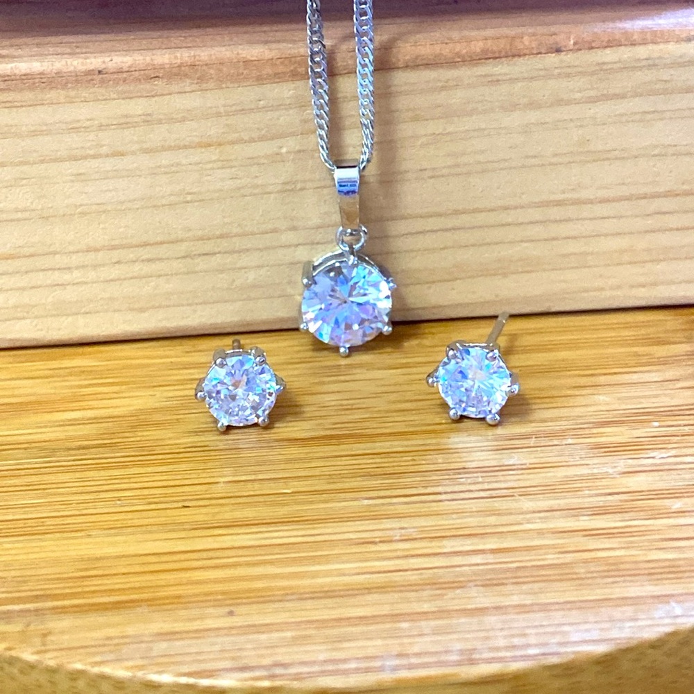 CZ Necklace and Earrings set - Picture 2 of 4